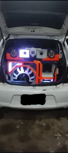 Som automotivo
