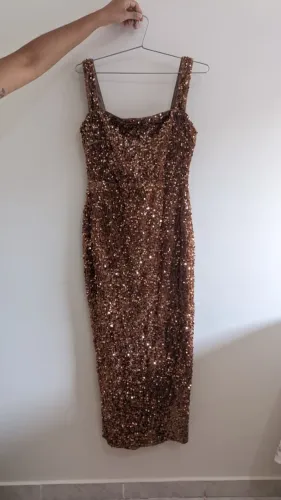 Vestido de festa paetê dourado 