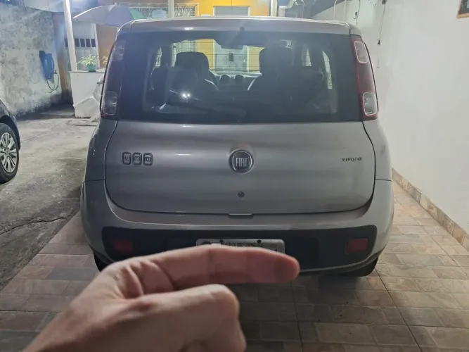 Fiat Uno Vivace/rua 1.0 EVO Fire Flex 8V 5P 2013