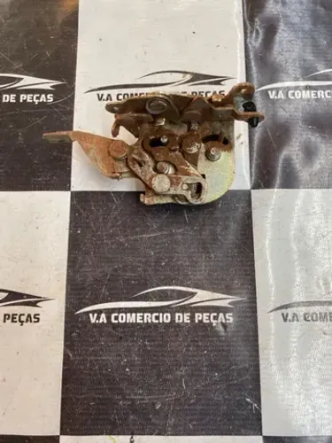 Fechadura do uno traseira direita 