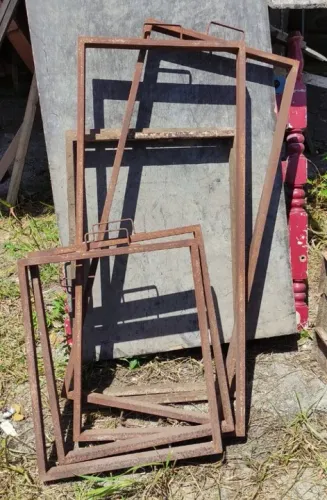 Conjunto de formas para tampa de concreto e blocos de piso de garagem