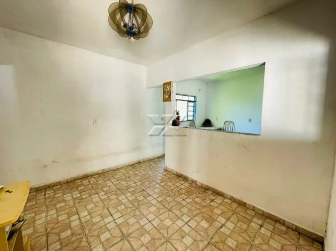 Casa à venda com 02 quartos em Ferraz