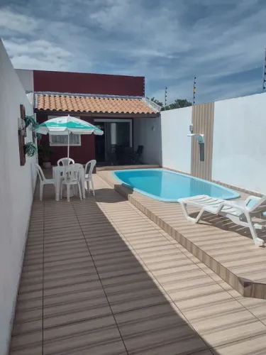 CASA DE TEMPORADA COM PISCINA EM AREMBEPE