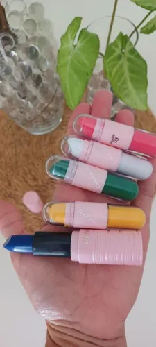Maquiagem colorida copa batom e gloss pigmentação perfeita 