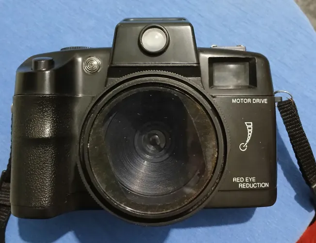 Câmera Analógica Vintage com Redução de Olho Vermelho( venda no estado)