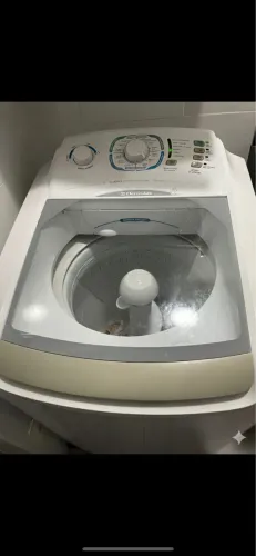 Máquina de lavar roupas Electrolux 