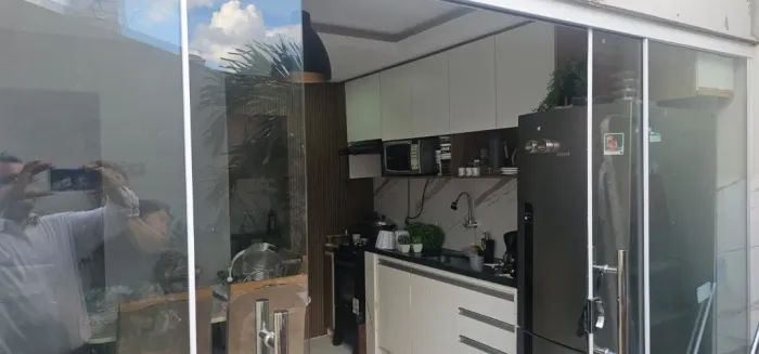 casa de  2 quartos com piscina valor valor  do imovel  R$400.000,00 Condominio Rubí.