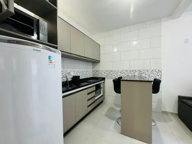 Prédio com 7 apartamentos - Tapera da Base