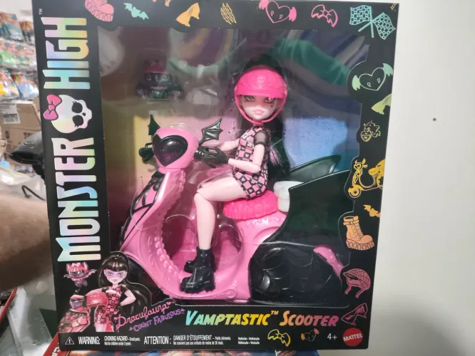 Monster high Draculaura Vamptastic Scooter 