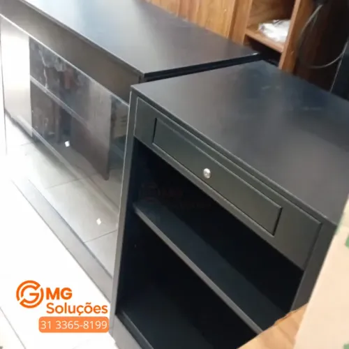 Balcão comercial para atendimento | vitrine e caixa