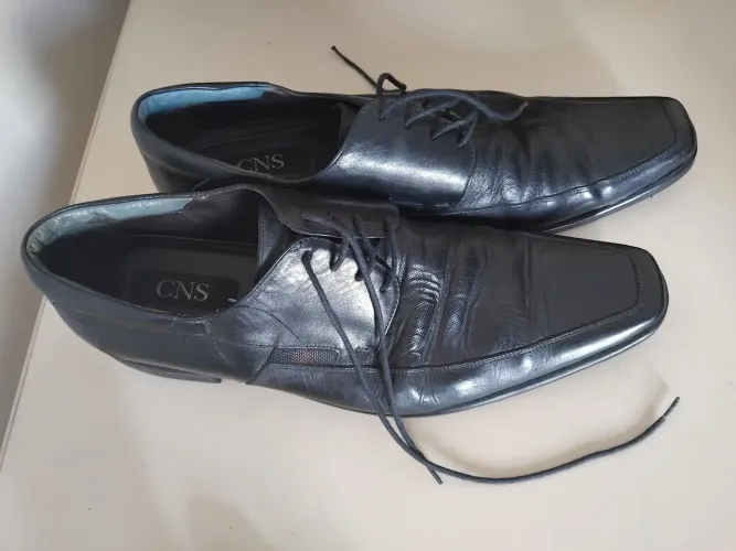 Sapatos sociais preto CNS