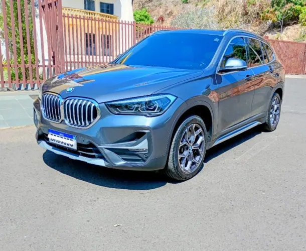 BMW X1 Sdrive 20I X-line 2.0 TB Active Flex com teto 2021