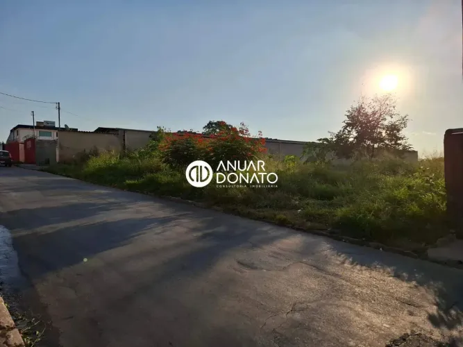 Chacaras R São Vicente - Lote / Terreno à venda na Anuar Donato