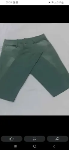 Calça verde casual