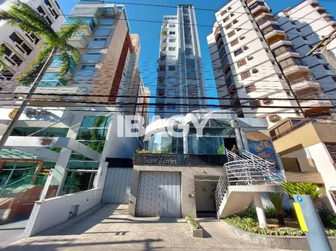Oportunidade! Salas/Conjuntos em Centro - Florianópolis