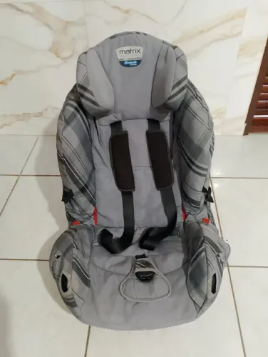 Cadeirinha de Bebê Matrix Evolution Burigotto- Segurança e Conforto