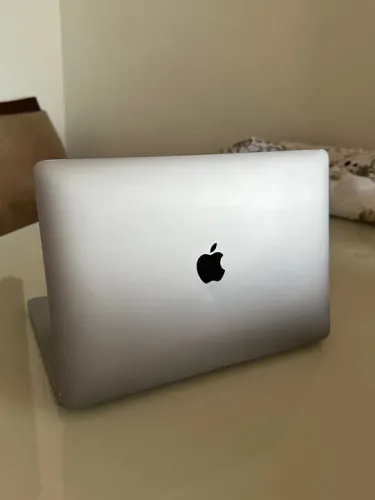 MacBook Air - Prata - 13 polegadas