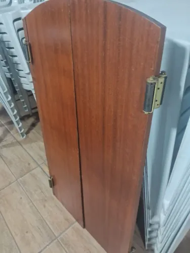 Porta bang bang de madeira
