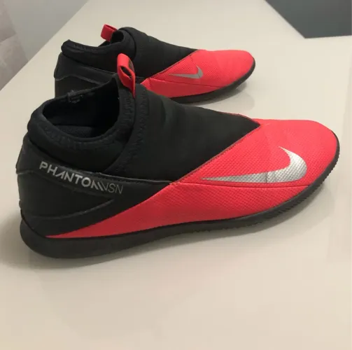 Chuteira Nike PhantomVSN Futsal 