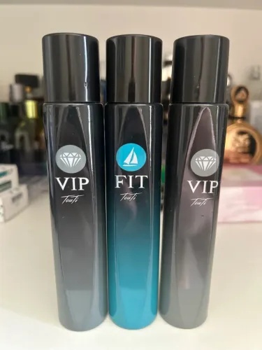 Três perfumes vip touti, n72, n76 e Caribe, contratipo de designers, 40ml cada