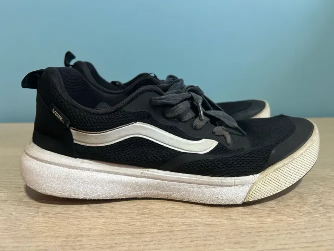 Tênis vans ultrarange 