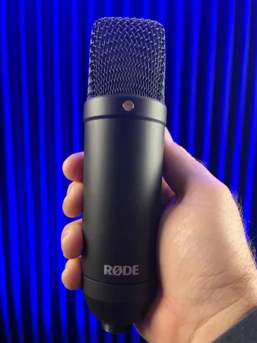 Microfone condensador Rode NT1