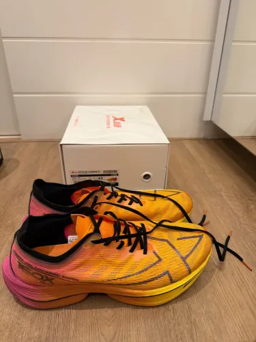 Tênis XTEP 160 X - Laranja - tamanho 43, estado de 0km