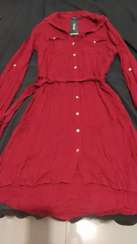 Chemise Vermelho com Cinto - Elegância em cada detalhe!