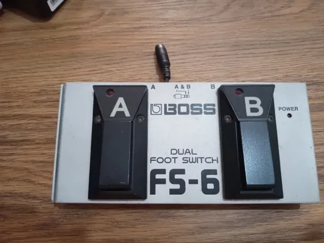 Pedal BOSS FS-6