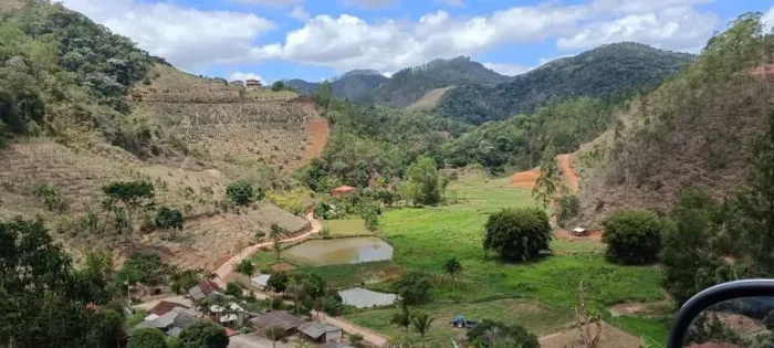 BLACK- Refúgio Real das Montanhas - O Paraíso Natural de Domingos Martins, pego veiculos