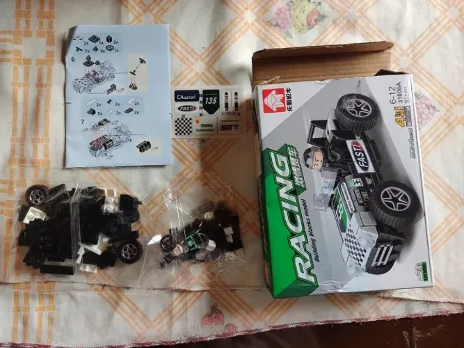 Racing Building Blocks Model - Carrinho de Montar Tipo Lego