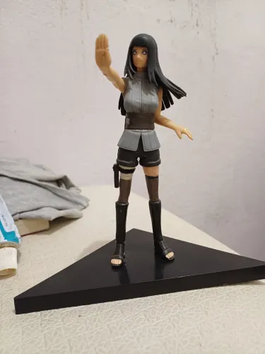 Action Figure Hinata Hyuuga Naruto
