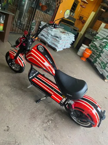 Moto elétrica shineray PT - 04 baixíssima quilometragem quase sem uso