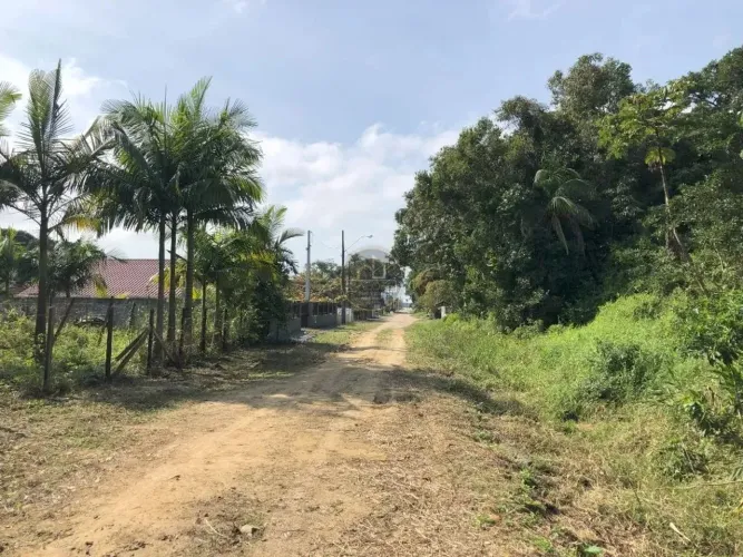 Terreno para Venda em Balneário Barra do Sul / SC.
