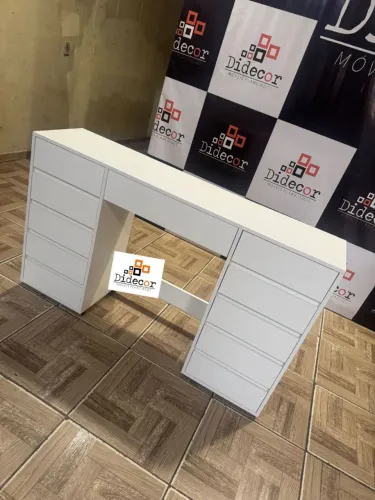 Bancada com tampo de MDF