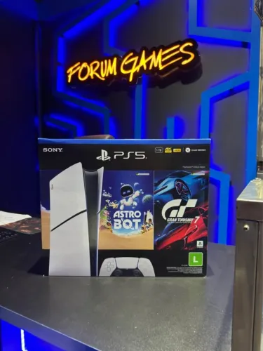 PLAYSTATION 5 Astro Bot e Gran Turismo 7