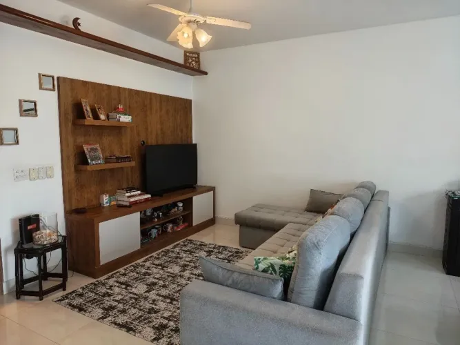 Apê para locação anual no Bairro de Pitangueiras - Guarujá /SP.