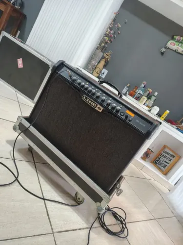Amplificador de guitarra LINE 6 spider 