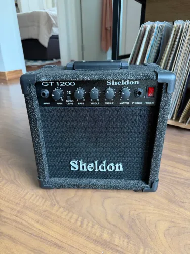 Caixa Sheldon Gt1200 Para Guitarra De 15w Cor Preto