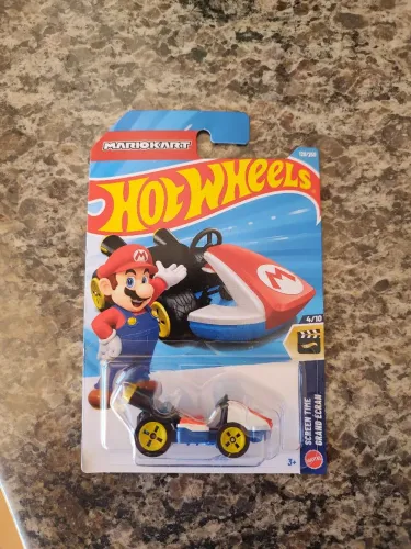 HotWheels standard kart Mario kart 