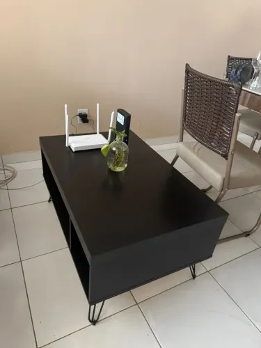 Mesa de centro preta
