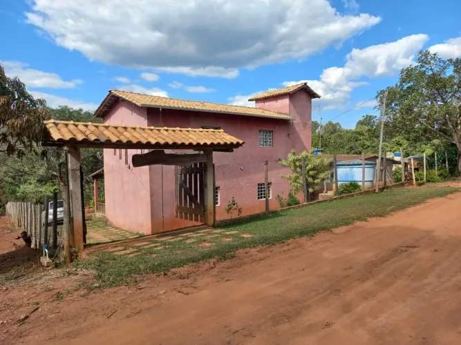 Vendo chácara em Esmeraldas/MG