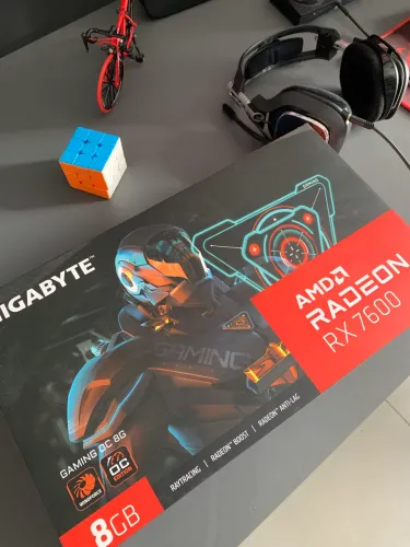 placa de video rx 7600