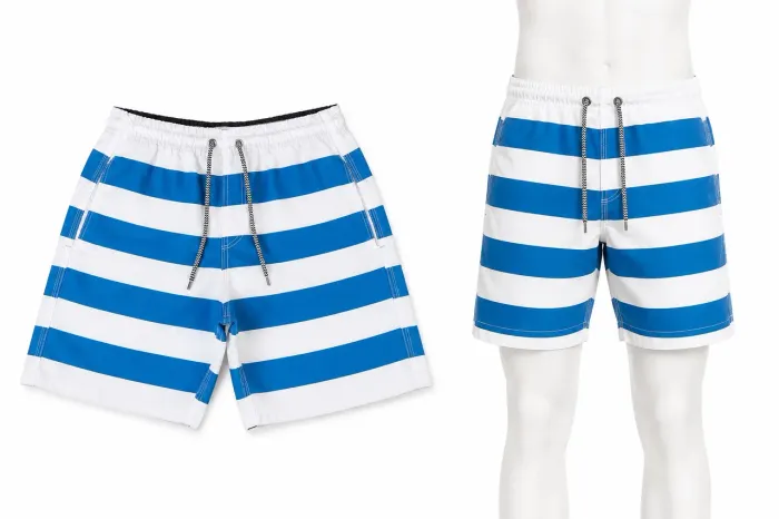 Bermuda de banho azul e branco - tamanho M