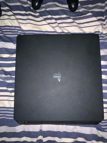 Ps4 slim PlayStation 4 desbloqueado