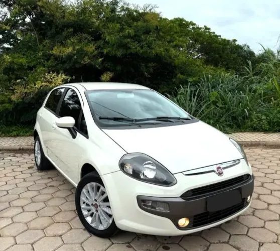 Fiat Punto Essence 1.6 Flex 16V 5P 2016