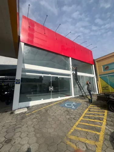 excelente Galpao em uma das avenidas mais movimentadas da Palhoça