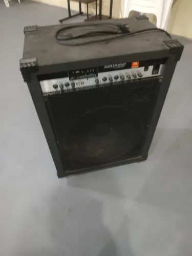 Caixa acústica 