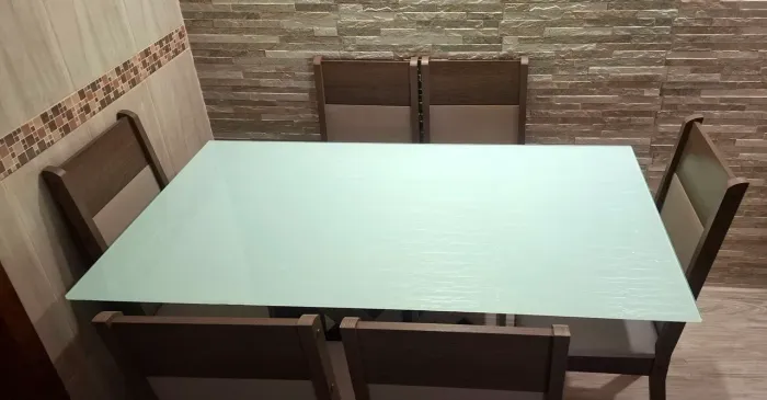 Mesa de jantar de 6 lugares