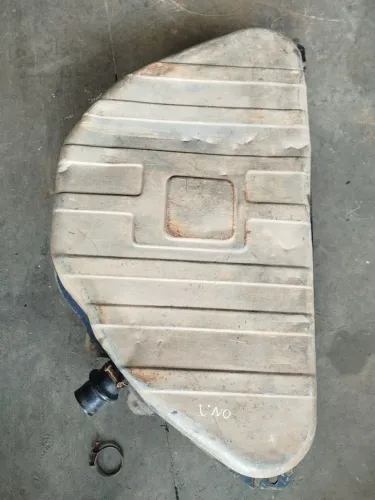 Tanque de combustível uno 